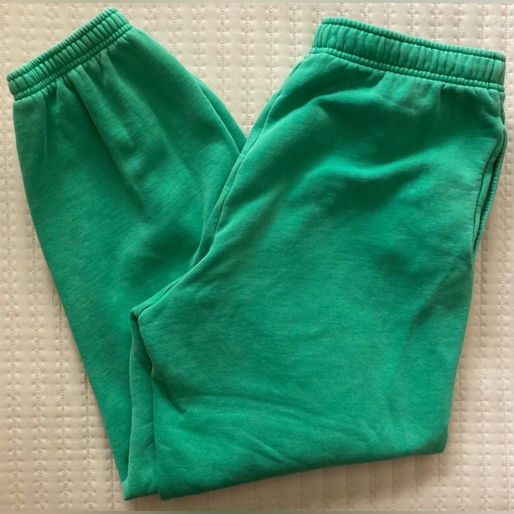 Aritzia Sweatfleece Cozy Fleece Mega Fit Sweatpants Women’s Medium Green Pockets